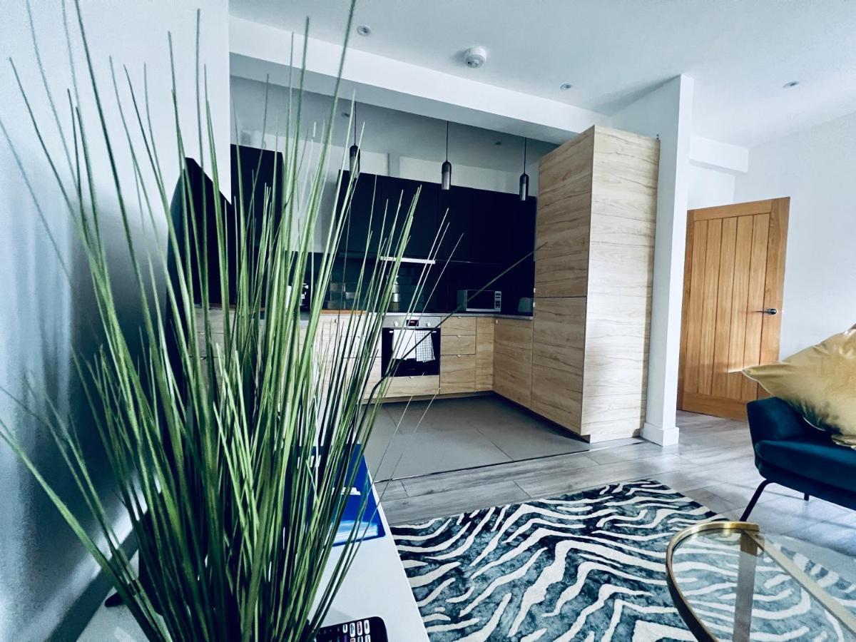 Neils Place Hosted By Airoperate London Bagian luar foto